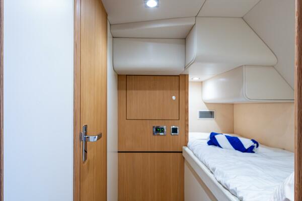 RESET 78ft Fairline Yacht For Sale