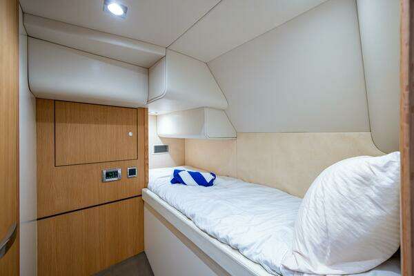 Fairline 78 Squadron Yacht For Sale