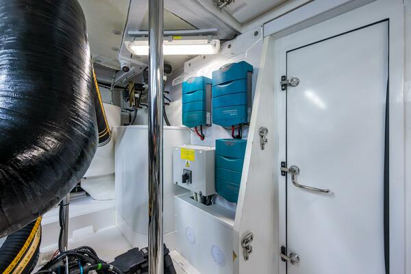 RESET 78ft Fairline Yacht For Sale