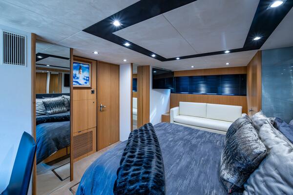 RESET 78ft Fairline Yacht For Sale