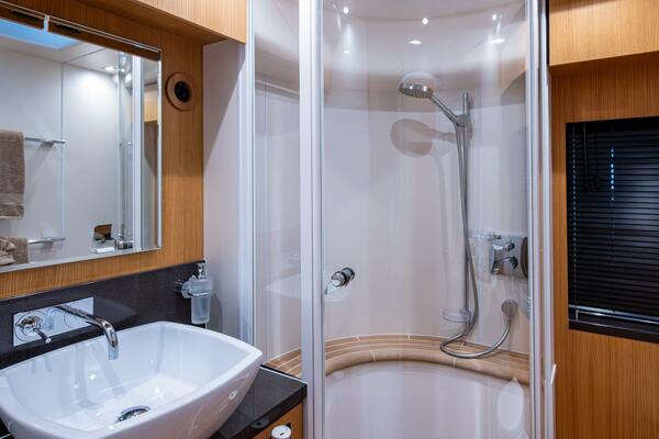 RESET 78ft Fairline Yacht For Sale