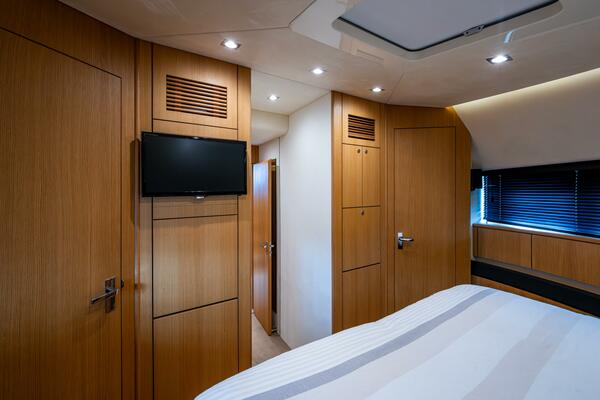 RESET 78ft Fairline Yacht For Sale