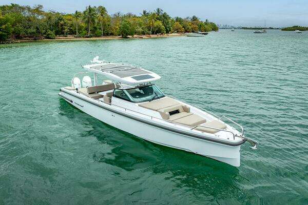 37-ft-Axopar-2024-37 Sun Top-Miami Florida United States yacht for sale