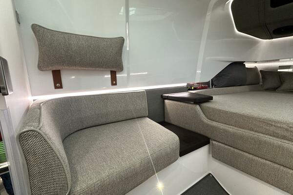 37ft Axopar Yacht For Sale