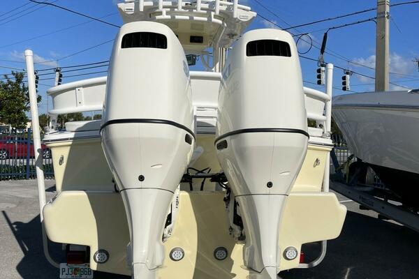 Silverhawk 2700CC - COLLEEN - Twin Engines