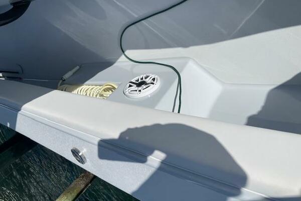 33ft Conch Yacht For Sale