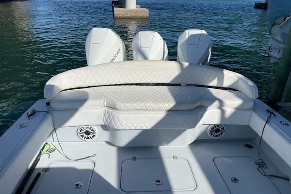 33ft Conch Yacht For Sale