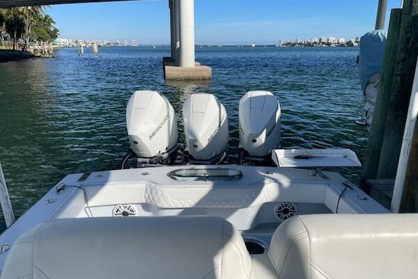 33ft Conch Yacht For Sale