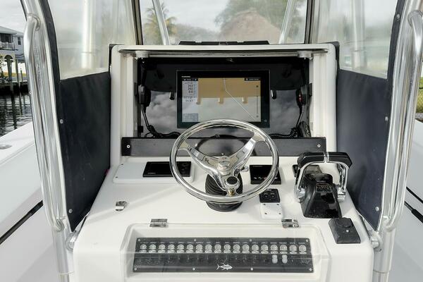 Dominion 33ft Invincible Yacht For Sale