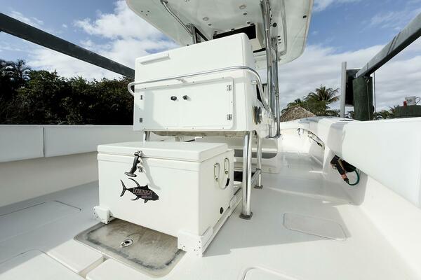 Dominion 33ft Invincible Yacht For Sale