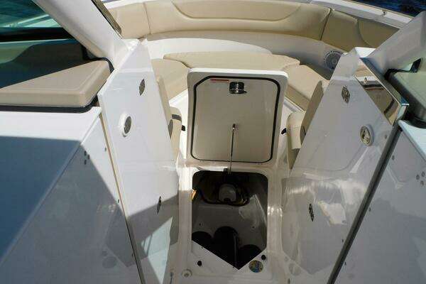 Pursuit 325 Dual Console Yacht For Sale