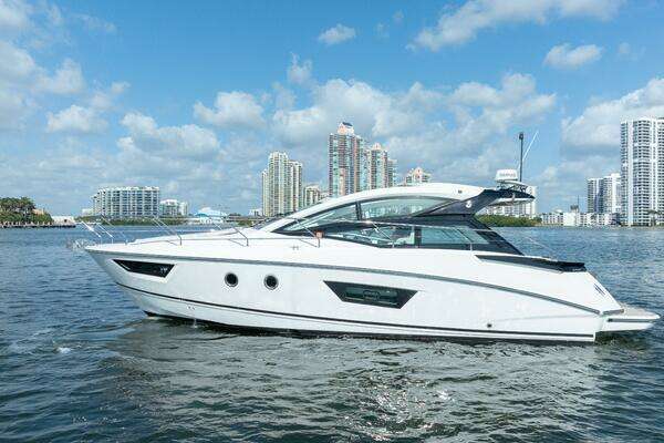 40-ft-Beneteau-2017-Gran Turismo 40-TIS THE SEASUN Aventura Flintshire United States  yacht for sale