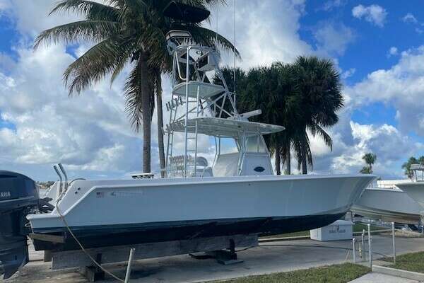 39-ft-Contender-2016-- Stuart Florida United States  yacht for sale