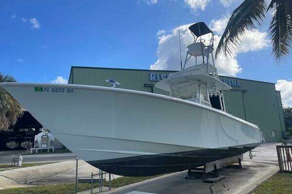 Contender  Yacht For Sale