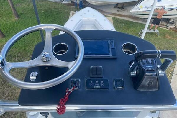 39ft Contender Yacht For Sale