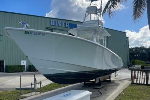 39ft Contender Yacht For Sale