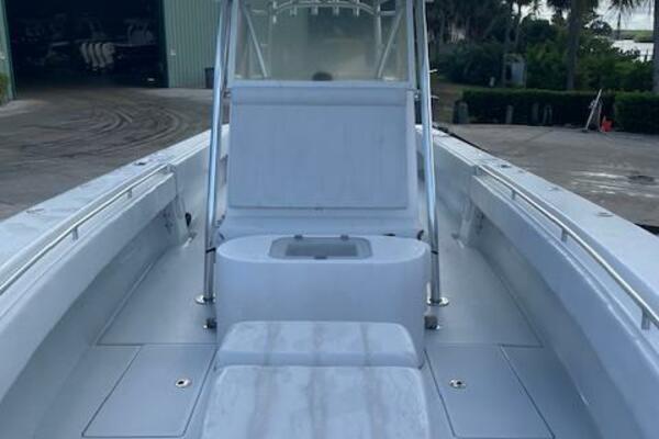 39ft Contender Yacht For Sale
