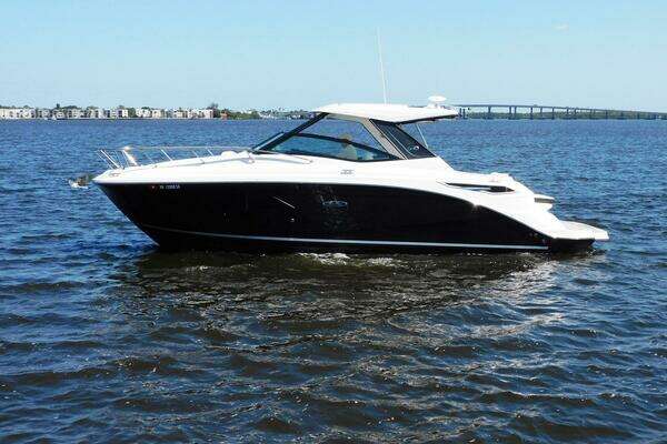 Sea Ray Sundancer 320 Yacht For Sale