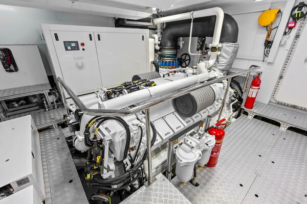 EURO 130ft Riva Yacht For Sale