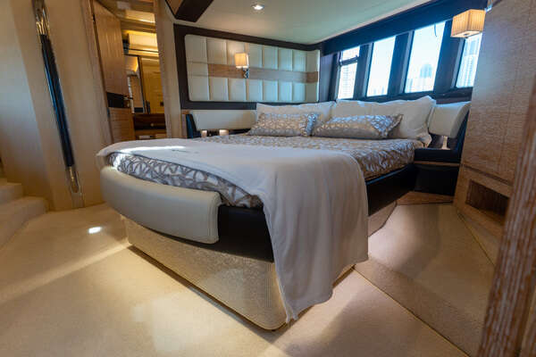 Azimut AZ64 FLY Yacht For Sale