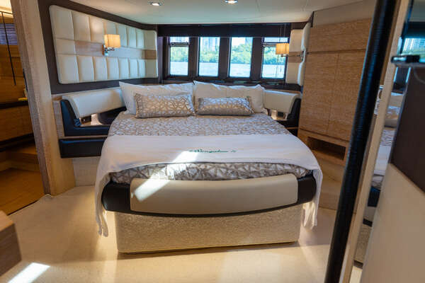 Azimut AZ64 FLY Yacht For Sale