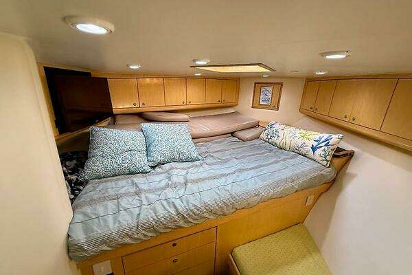 Buddy Davis 52 Convertible Yacht For Sale