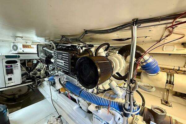 Buddy Davis 52 Convertible Yacht For Sale