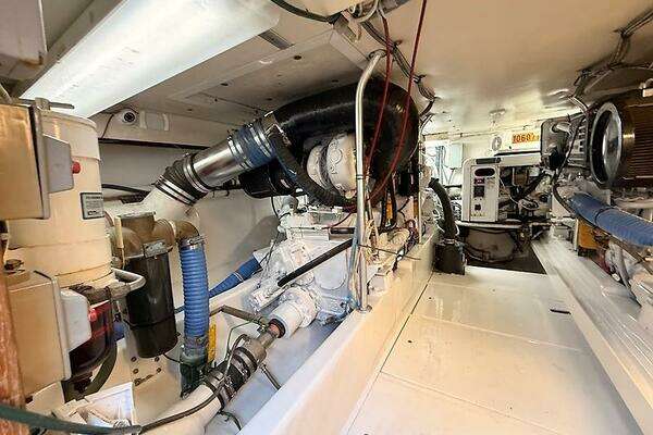 Buddy Davis 52 Convertible Yacht For Sale