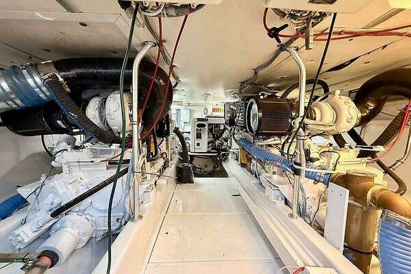 Buddy Davis 52 Convertible Yacht For Sale