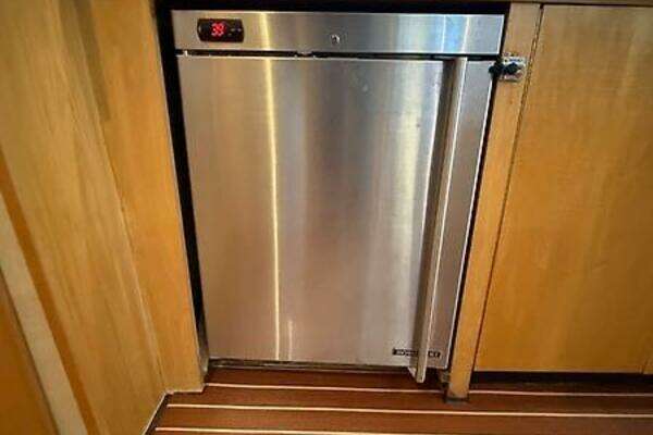 Buddy Davis 52 Convertible Yacht For Sale