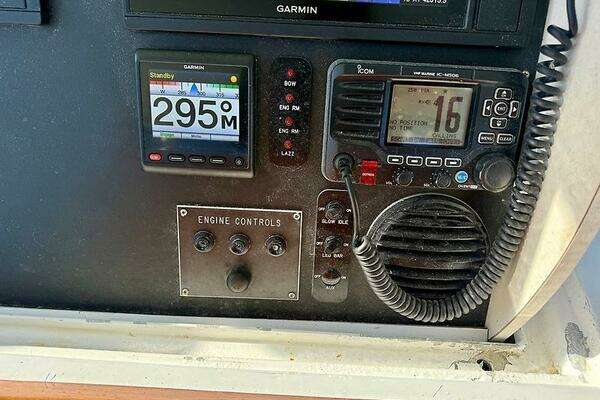 Buddy Davis 52 Convertible Yacht For Sale