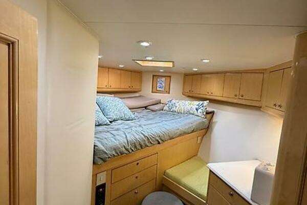 Buddy Davis 52 Convertible Yacht For Sale