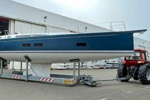 45ft J Boats Yacht For Sale