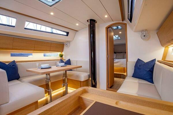 45ft J Boats Yacht For Sale