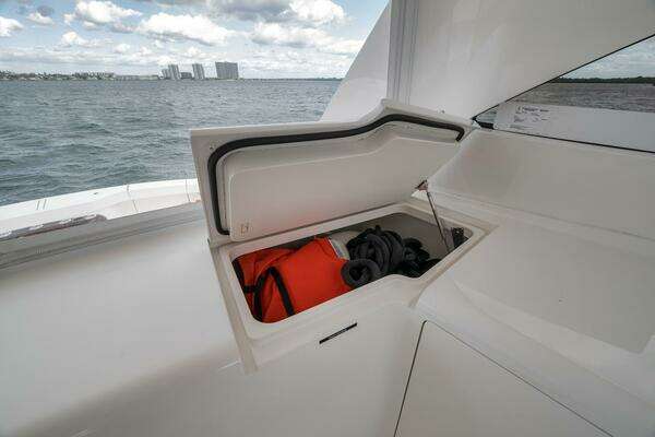 Viking 52 Sport Coupe Yacht For Sale