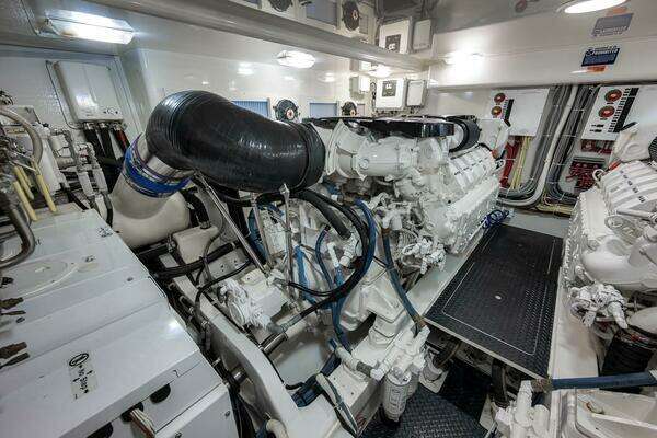 Viking 52 Sport Coupe Yacht For Sale