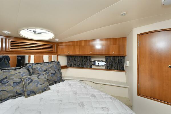 46ft Carver Yacht For Sale