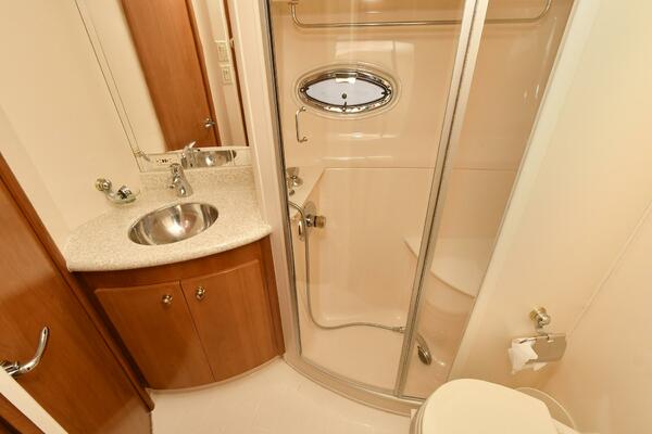 46ft Carver Yacht For Sale