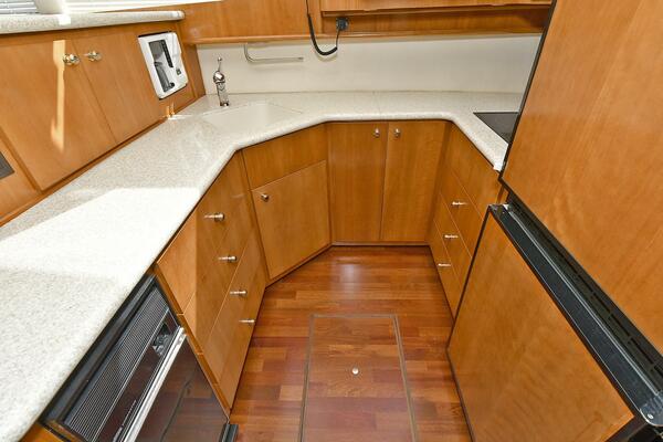46ft Carver Yacht For Sale