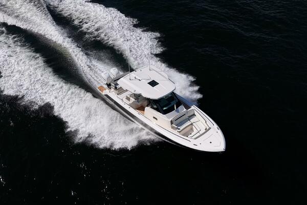 34ft Tiara Yachts Yacht For Sale