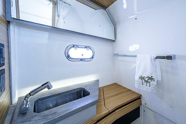 34ft Tiara Yachts Yacht For Sale