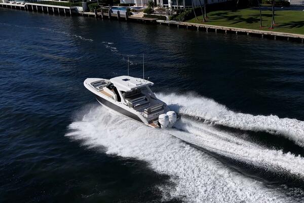 34ft Tiara Yachts Yacht For Sale