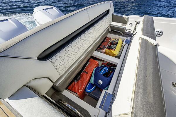 34ft Tiara Yachts Yacht For Sale