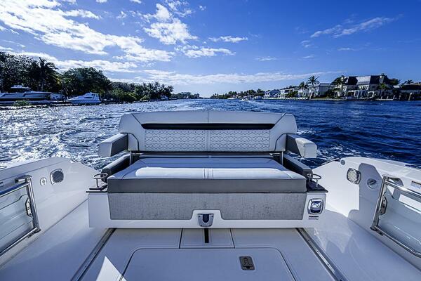 34ft Tiara Yachts Yacht For Sale