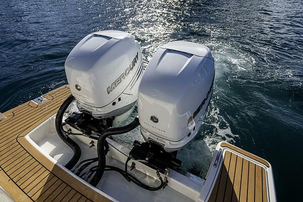 34ft Tiara Yachts Yacht For Sale