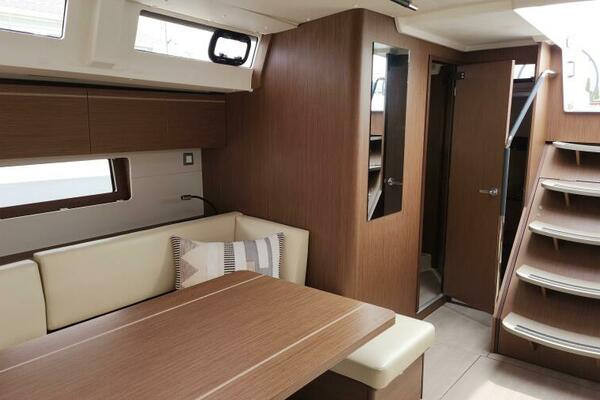 2024 Beneteau Oceanis 51.1