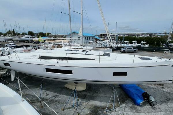 2024 Beneteau Oceanis 51.1