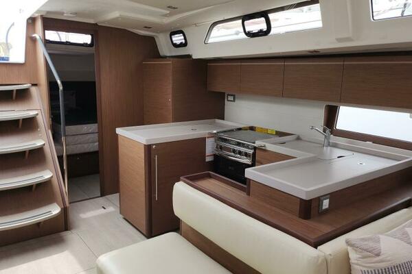 2024 Beneteau Oceanis 51.1