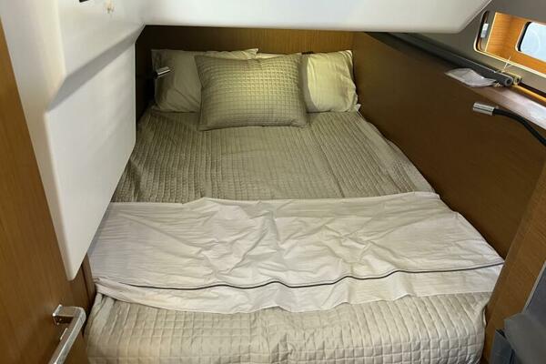 2023 Beneteau First 44