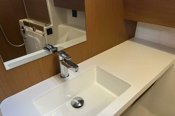 2023 Beneteau First 44